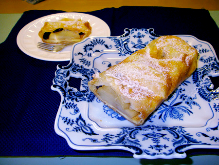 アプフェル・シュトゥルーデル