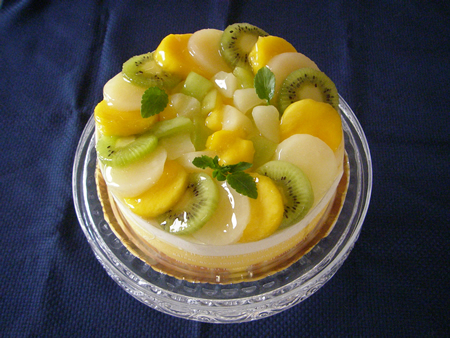 �A�[�����h�ƃt���[�c�̃��[�X