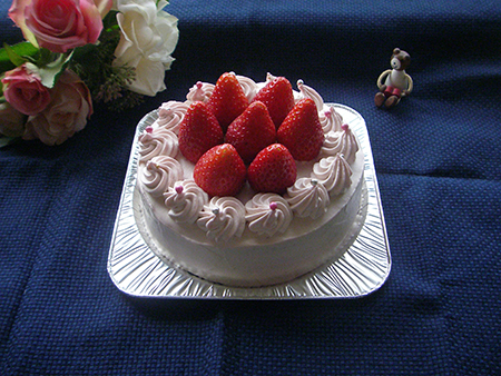 ピンクのイチゴショート