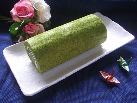 わらびもち抹茶ロール