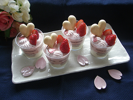 桜と苺のヴェリーヌ