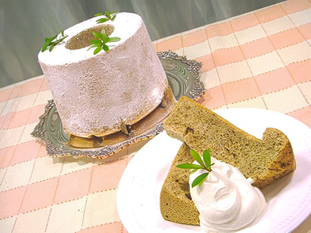 写真：体験レッスン「紅茶のシフォンケーキ」